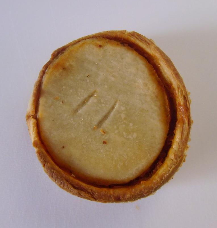 Greenhalgh's Chicken Tikka Pie