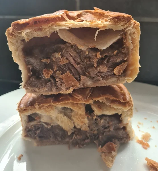 Bakewell Tart Shop Steak and Ale Pie