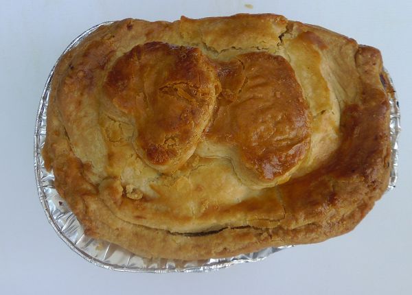 W&M Wright Steak & Ale Pie