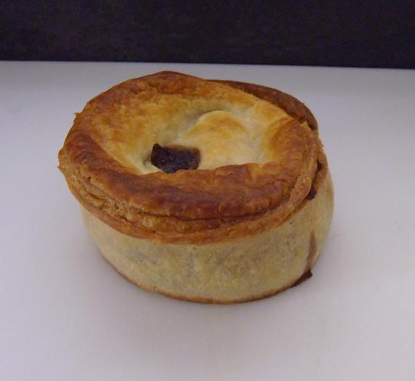 Yorkes Steak and Peppercorn Pie